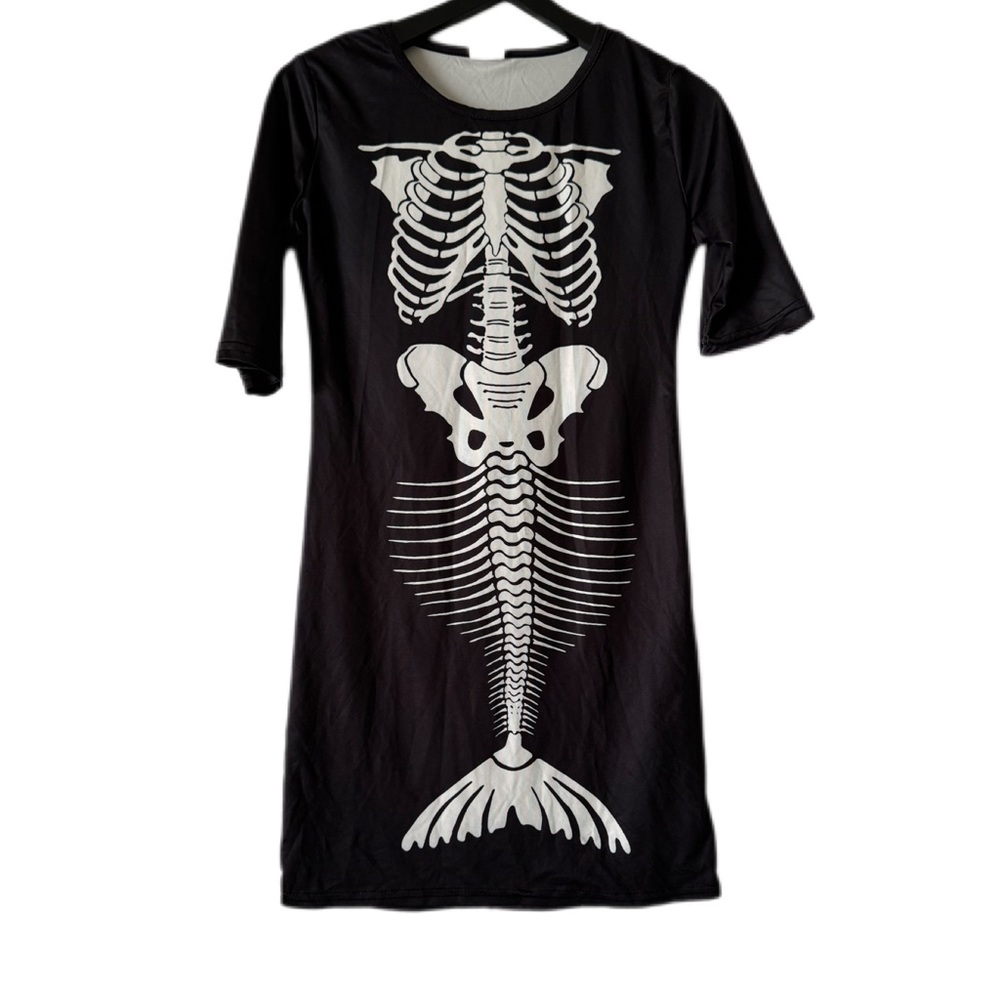 Mermaid skeleton Halloween costume dress size 10. Short sleeves lightweight GUC